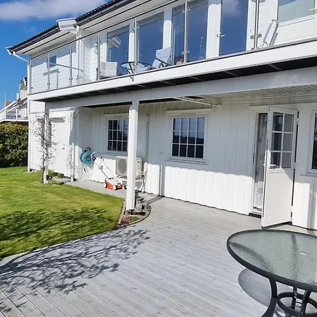 펜션 Tjonneveien *